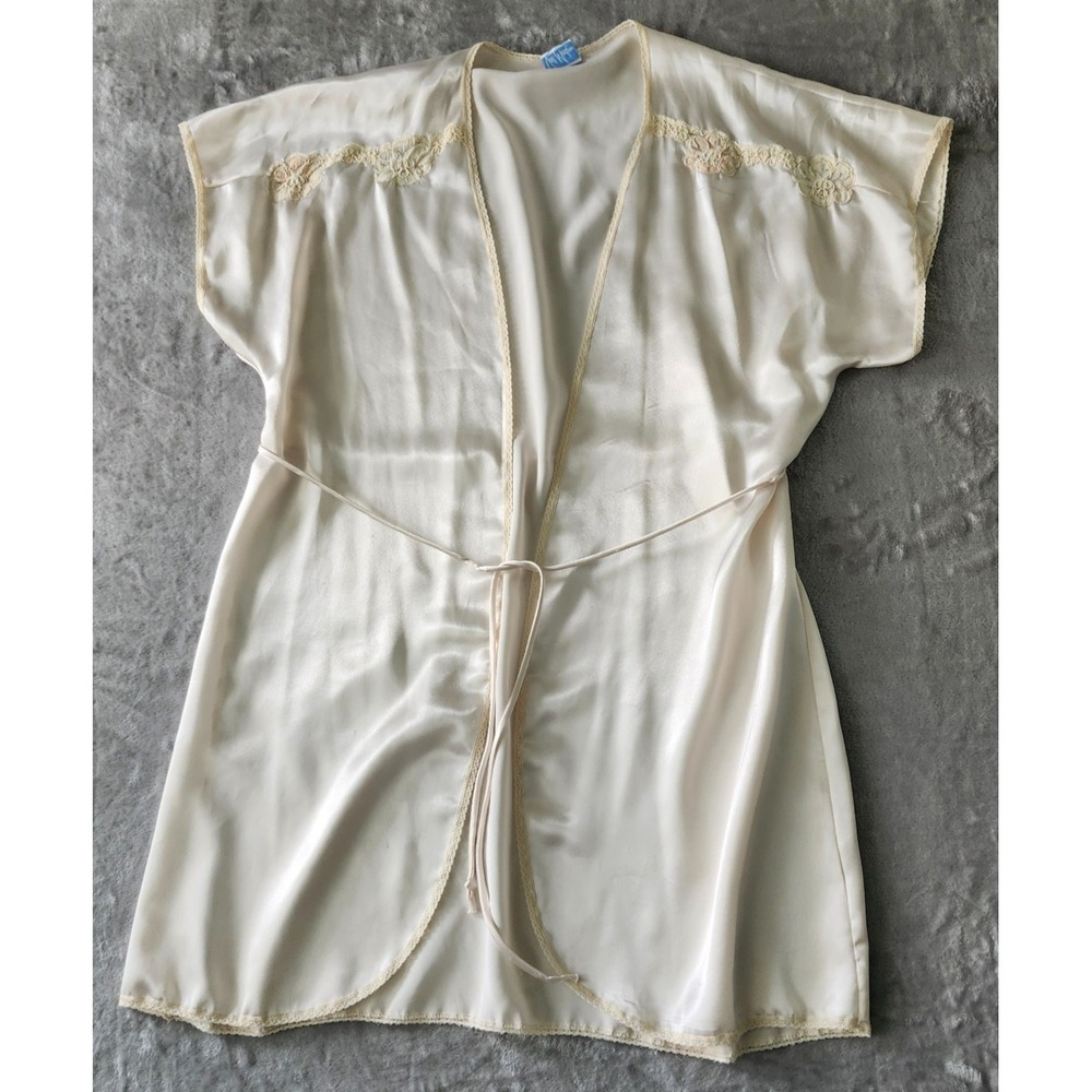 70s Vintage Val Mode Women's Ivory Lace Accented Lingerie Short Sleeve Robe